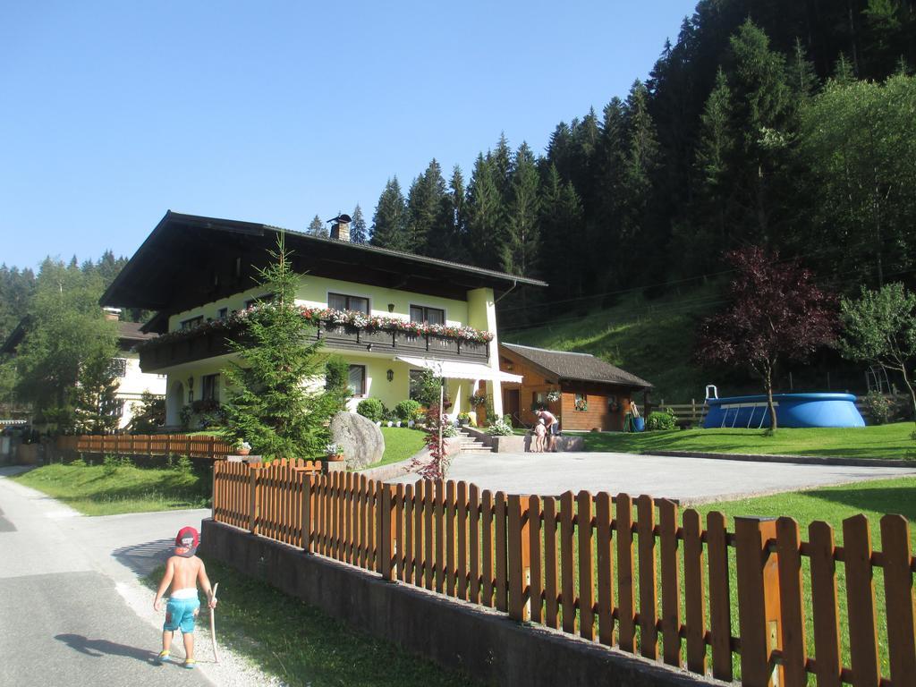 Schwarzenbacher Lungötz Zimmer foto